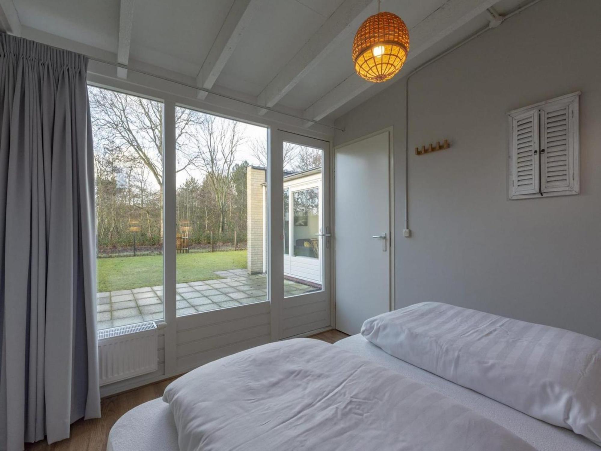 Cozy Bunglow With Garden Sint Maartensvlotbrug 외부 사진
